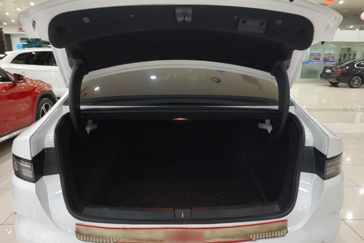 Used BYD Destroyer 05 2024 HONOR Edition DM-i 55KM Luxury Model Trunk