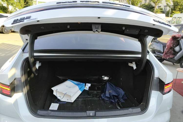 Used BYD Destroyer 05 2024 HONOR Edition DM-i 55KM Luxury Model Trunk