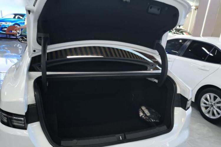 Used BYD Destroyer 05 2024 HONOR Edition DM-i 55KM Luxury Model Trunk