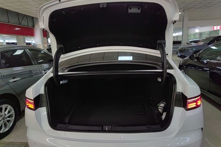 Used BYD Destroyer 05 2024 HONOR Edition DM-i 55KM Luxury Model Trunk