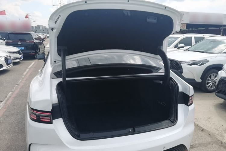 Used BYD Destroyer 05 2024 HONOR Edition DM-i 55KM Luxury Model Trunk