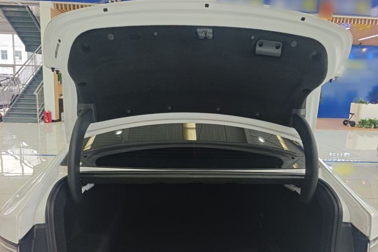 Used BYD Destroyer 05 2024 HONOR Edition DM-i 55KM Luxury Model Trunk