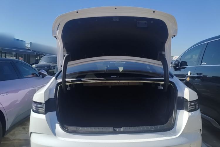 Used BYD Destroyer 05 2024 HONOR Edition DM-i 55KM Luxury Model Trunk