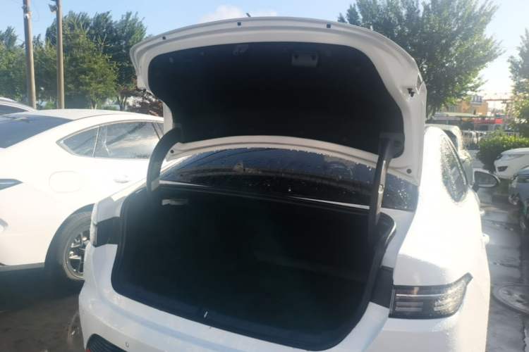 Used BYD Destroyer 05 2024 HONOR Edition DM-i 55KM Luxury Model Trunk