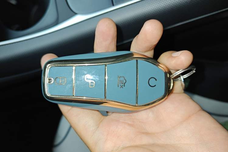 Used BYD Destroyer 05 2024 HONOR Edition DM-i 55KM Luxury Model Vehicle Key