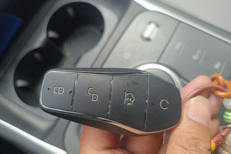 Used BYD Destroyer 05 2024 HONOR Edition DM-i 55KM Luxury Model Vehicle Key
