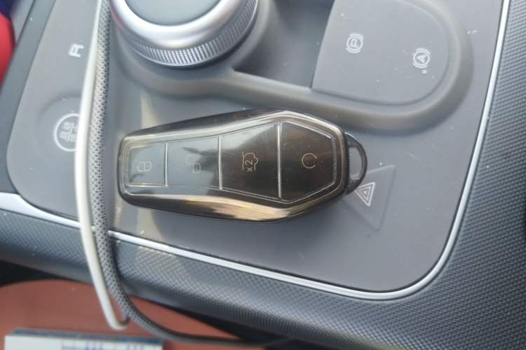 Used BYD Destroyer 05 2024 HONOR Edition DM-i 55KM Prestige Model Vehicle Key
