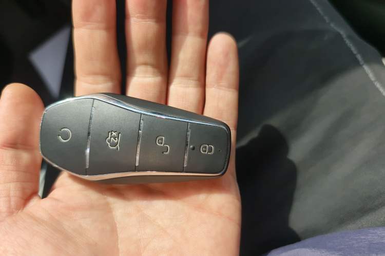 Used BYD Destroyer 05 2024 HONOR Edition DM-i 55KM Luxury Model Vehicle Key