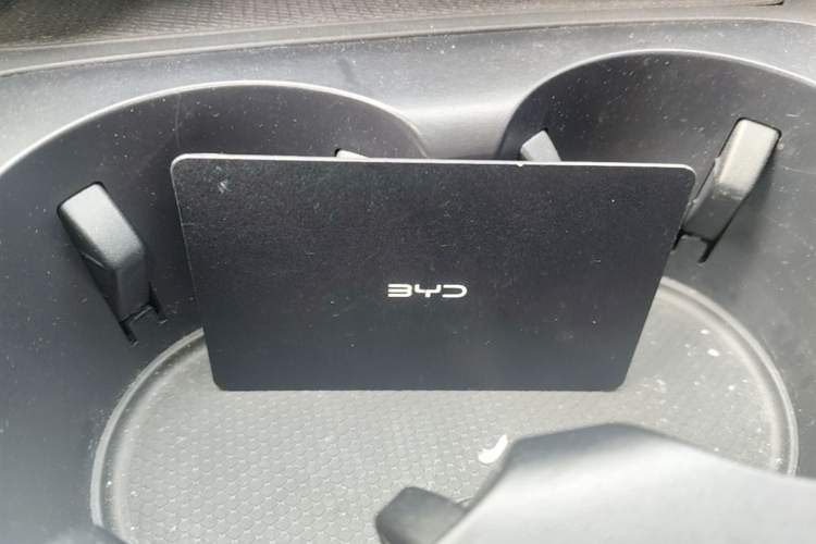 Used BYD Destroyer 05 2024 HONOR Edition DM-i 55KM Luxury Model Vehicle Key