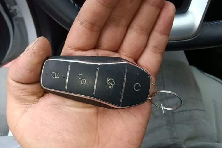 Used BYD Destroyer 05 2024 HONOR Edition DM-i 55KM Luxury Model Vehicle Key