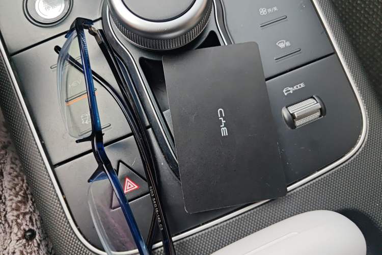 Used BYD Destroyer 05 2024 HONOR Edition DM-i 55KM Luxury Model Vehicle Key