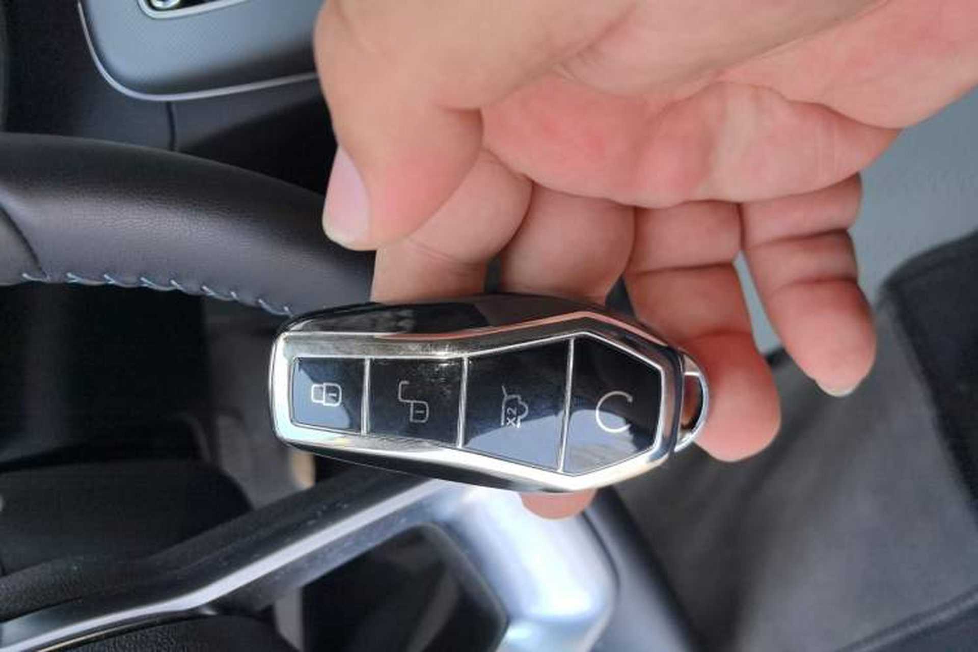 Used BYD Destroyer 05 2024 HONOR Edition DM-i 55KM Luxury Model Vehicle Key