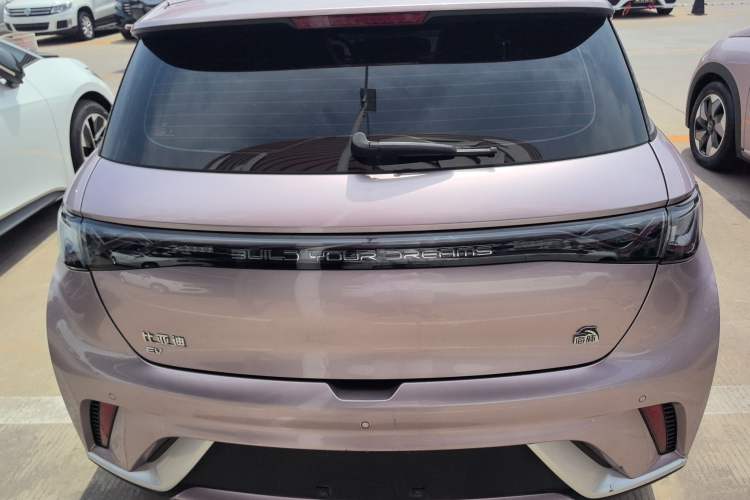 Used BYD Dolphin 2023 420 km Fashion Edition Exterior 4