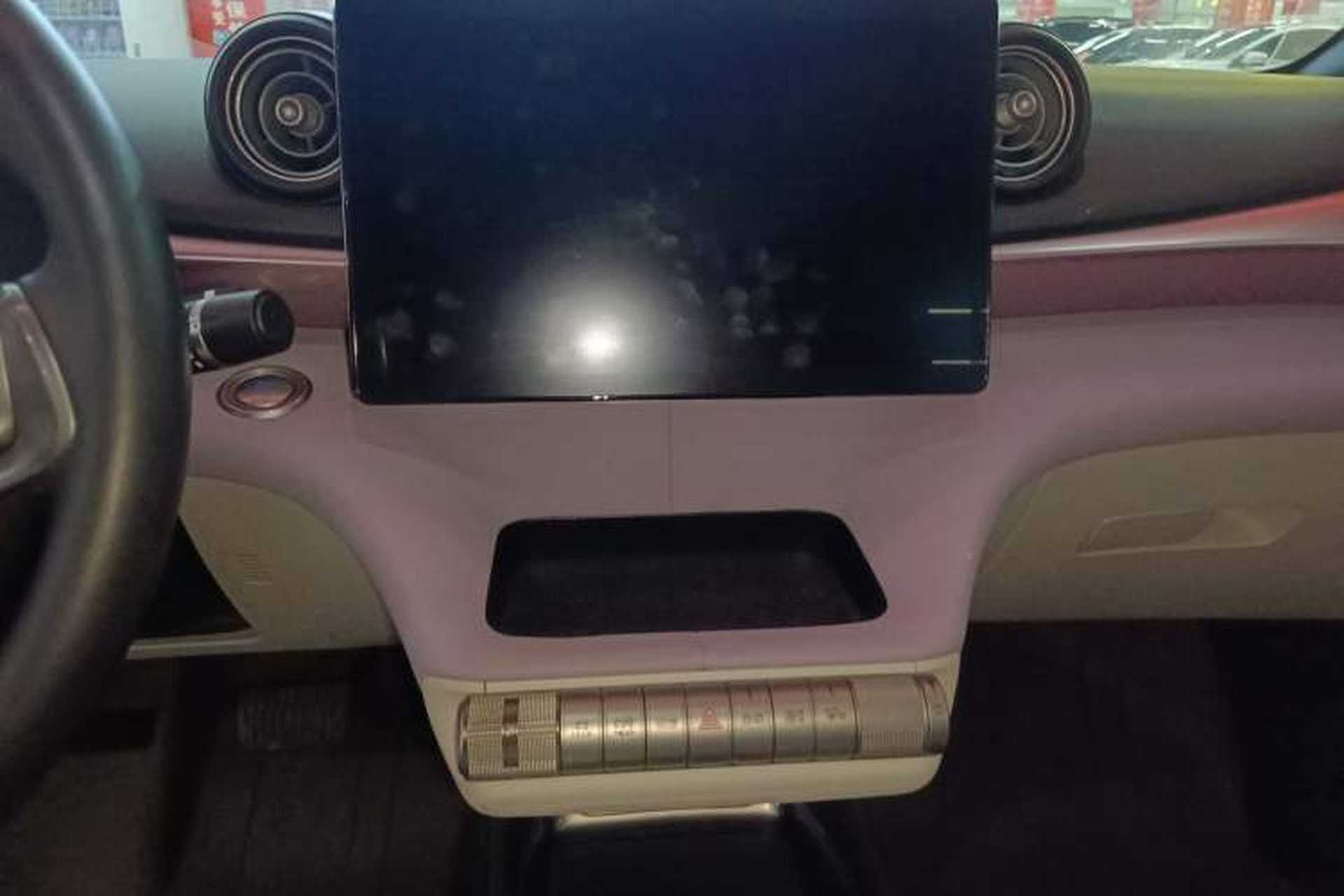 Used BYD Dolphin 2021 405 km Fashion Edition Audio And AC Panel