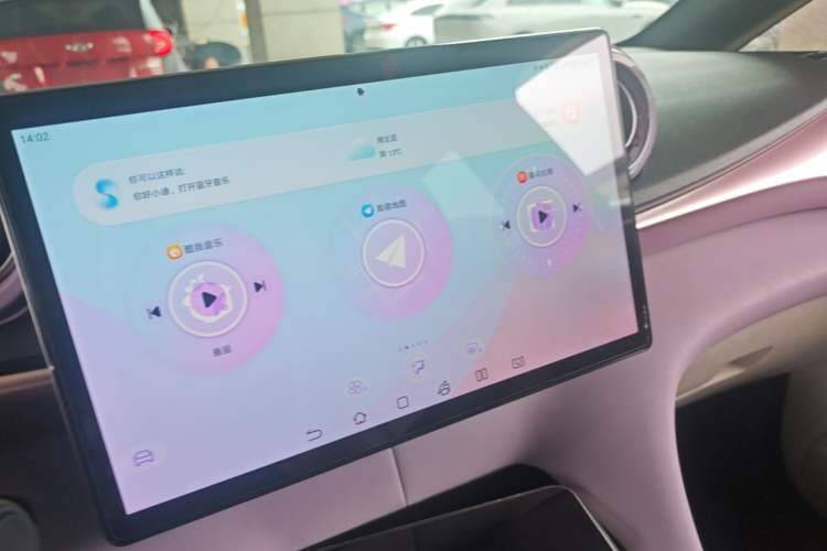 Used BYD Dolphin 2021 405 km Fashion Edition Audio And AC Panel