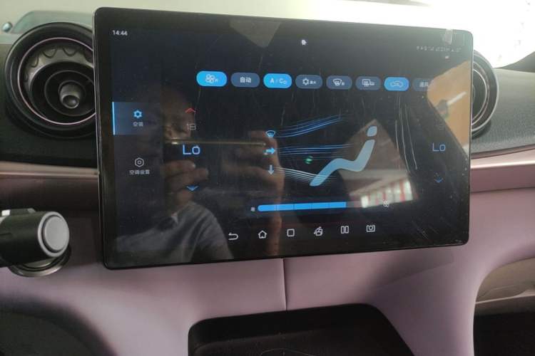 Used BYD Dolphin 2021 405 km Fashion Edition Audio And AC Panel