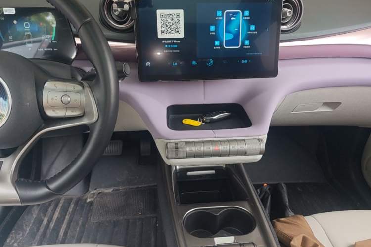 Used BYD Dolphin 2021 401km Knight Edition Audio And AC Panel