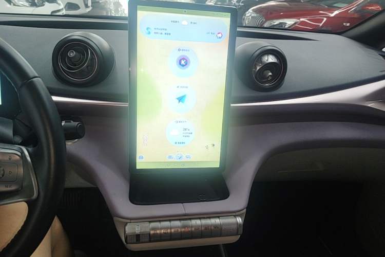 Used BYD Dolphin 2021 405 km Fashion Edition Audio And AC Panel