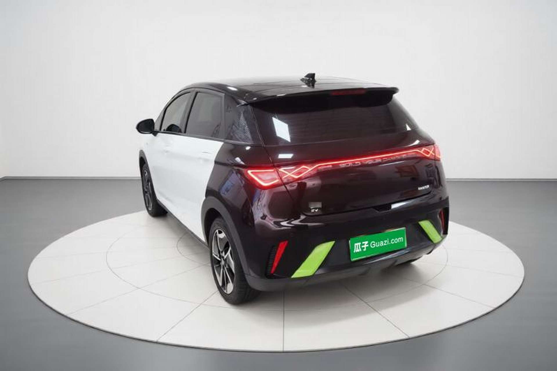 Used BYD Dolphin 2021 405 km Fashion Edition Exterior 2