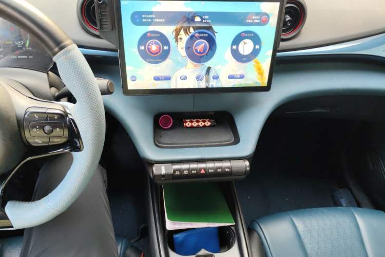 Used BYD Dolphin 2021 405 km Fashion Edition Audio And AC Panel