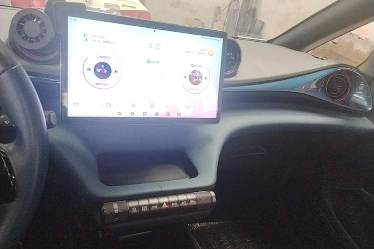 Used BYD Dolphin 2021 401km Knight Edition Audio And AC Panel