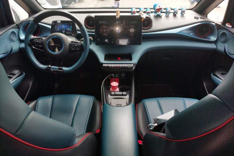 Used BYD Dolphin 2021 405 km Fashion Edition Center Console