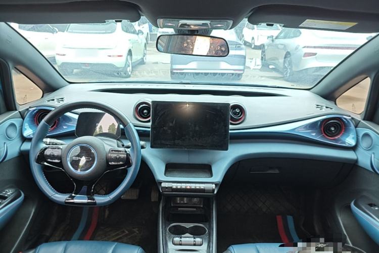 Used BYD Dolphin 2021 405 km Fashion Edition Center Console