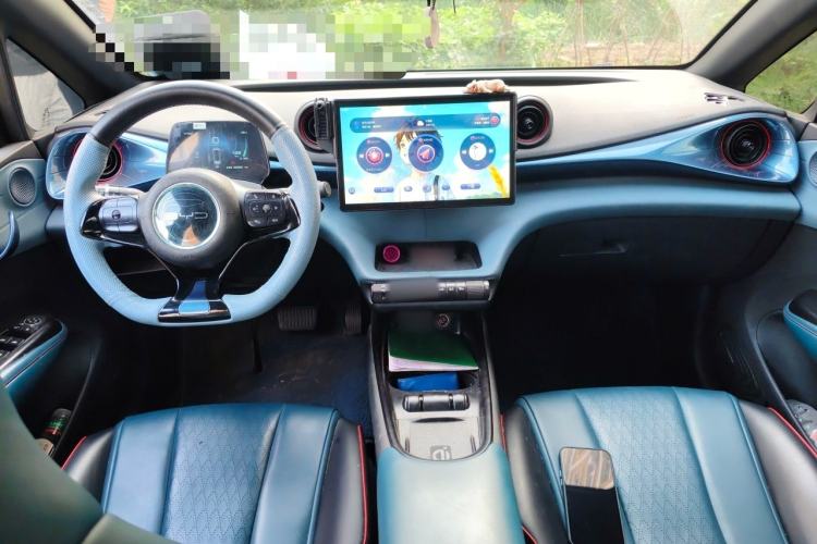 Used BYD Dolphin 2021 405 km Fashion Edition Center Console