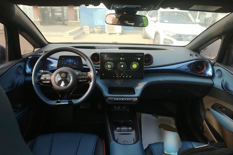 Used BYD Dolphin 2021 405 km Fashion Edition Center Console
