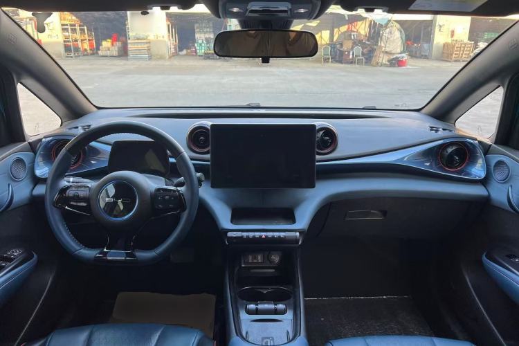 Used BYD Dolphin 2021 405 km Fashion Edition Center Console