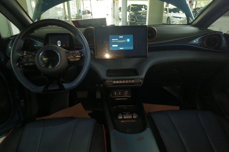 Used BYD Dolphin 2021 405 km Fashion Edition Center Console