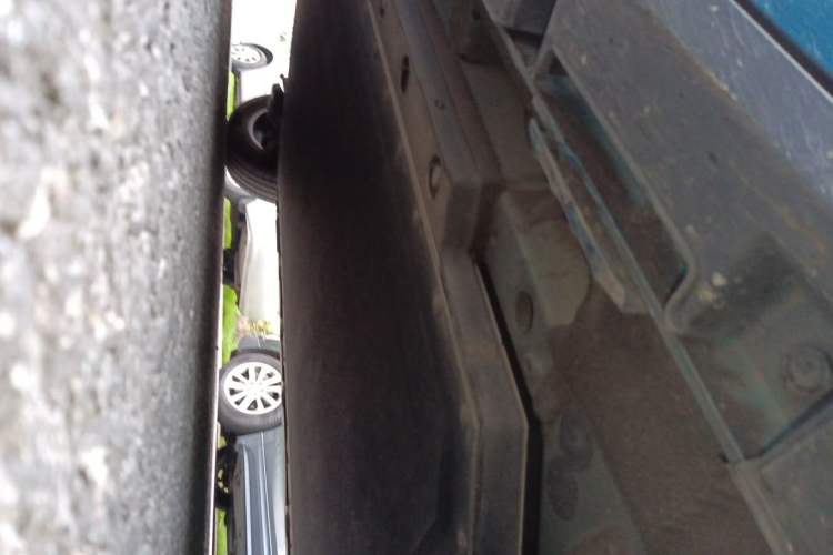 Used BYD Dolphin 2021 405 km Fashion Edition Chassis Front Right