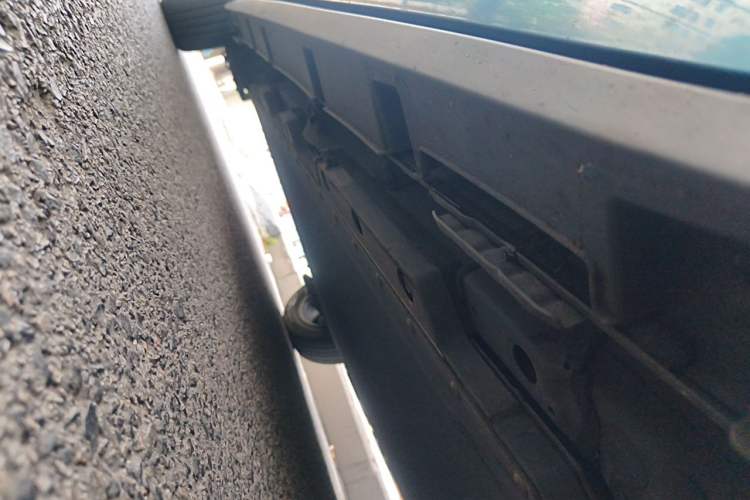 Used BYD Dolphin 2021 405 km Fashion Edition Chassis Front Right