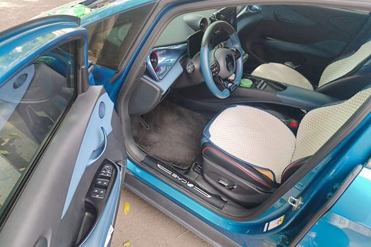 Used BYD Dolphin 2021 405 km Fashion Edition Driver Seat