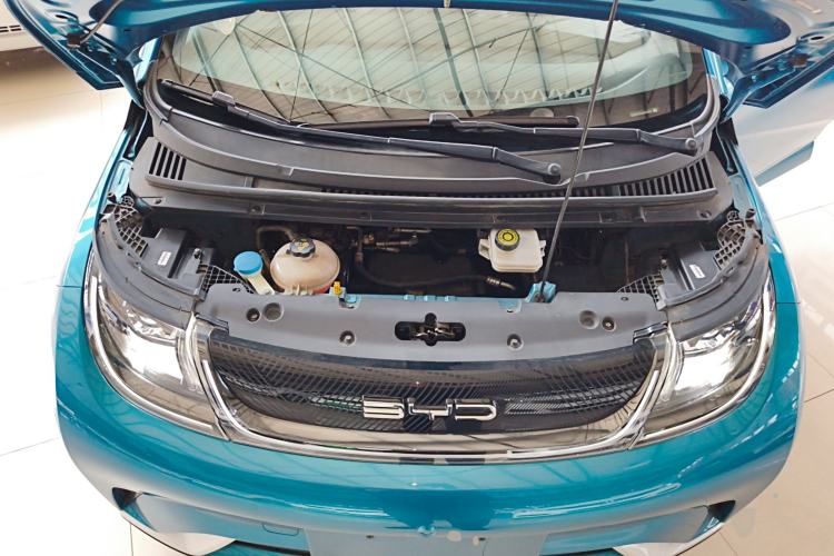 Used BYD Dolphin 2021 405 km Fashion Edition Engine Bay