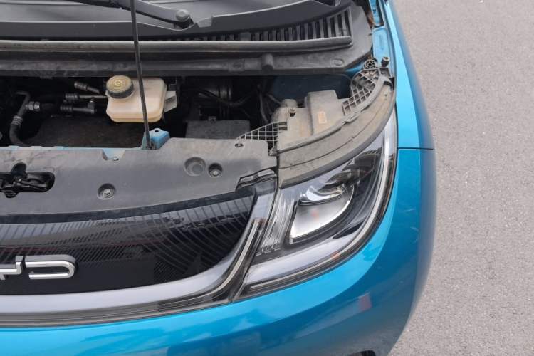 Used BYD Dolphin 2021 405 km Fashion Edition Engine Bay Left