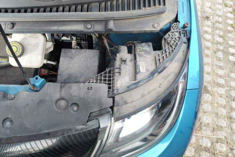 Used BYD Dolphin 2021 405 km Fashion Edition Engine Bay Left