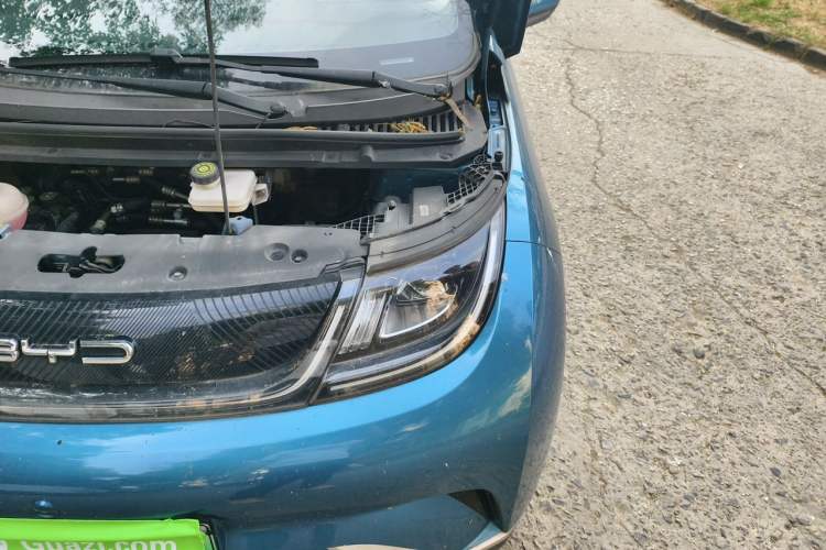 Used BYD Dolphin 2021 405 km Fashion Edition Engine Bay Left
