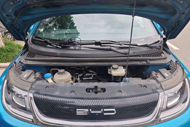 Used BYD Dolphin 2021 405 km Free Version Engine Bay