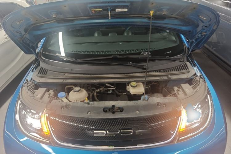 Used BYD Dolphin 2021 405 km Fashion Edition Engine Bay