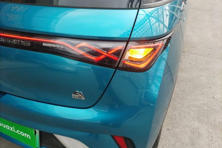 Used BYD Dolphin 2021 405 km Fashion Edition Exterior 1