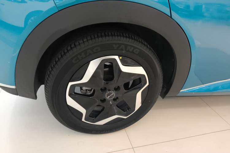Used BYD Dolphin 2021 405 km Fashion Edition Exterior 2