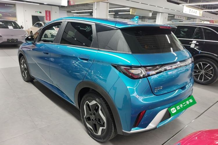 Used BYD Dolphin 2021 405 km Fashion Edition Exterior 2
