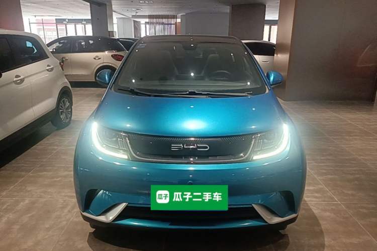 Used BYD Dolphin 2021 405 km Fashion Edition Front