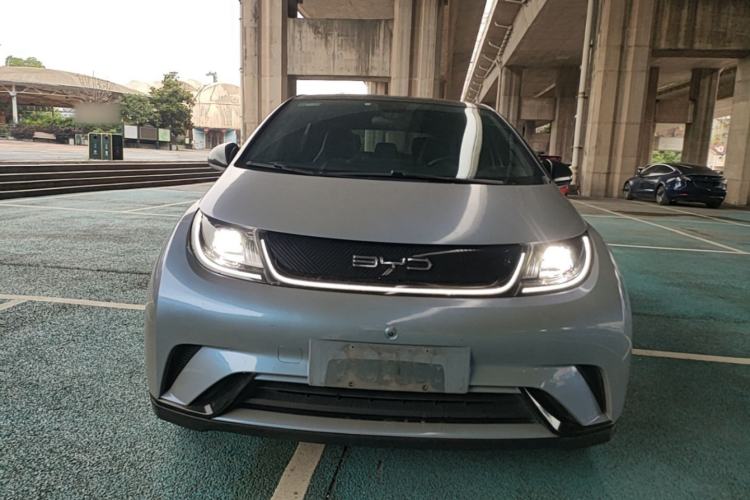 Used BYD Dolphin 2021 405 km Fashion Edition Front