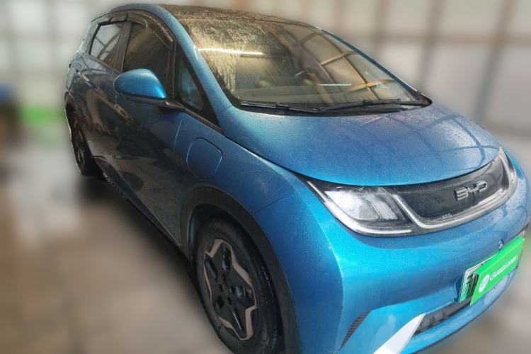 Used BYD Dolphin 2021 405 km Fashion Edition Front Right 45 Deg