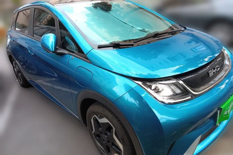 Used BYD Dolphin 2021 405 km Fashion Edition Front Right 45 Deg