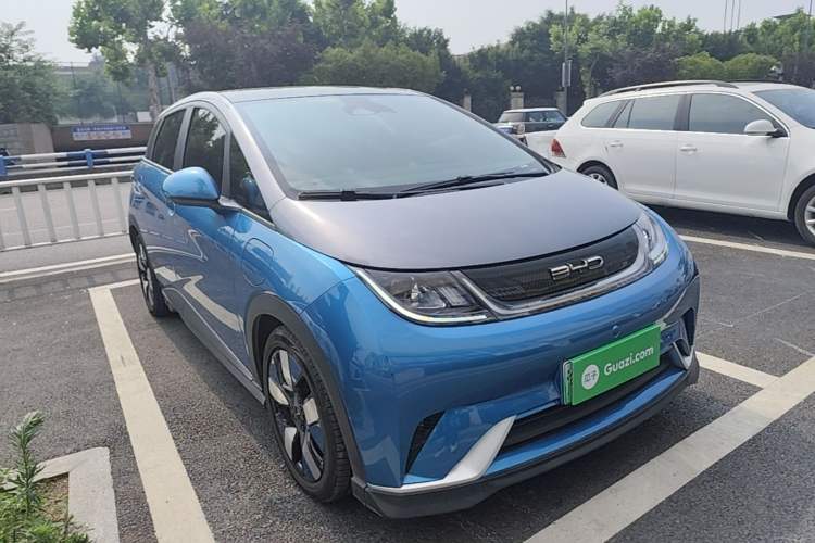 Used BYD Dolphin 2021 401km Knight Edition Front Right 45 Deg