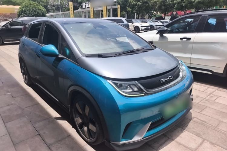 Used BYD Dolphin 2021 401km Knight Edition Front Right 45 Deg