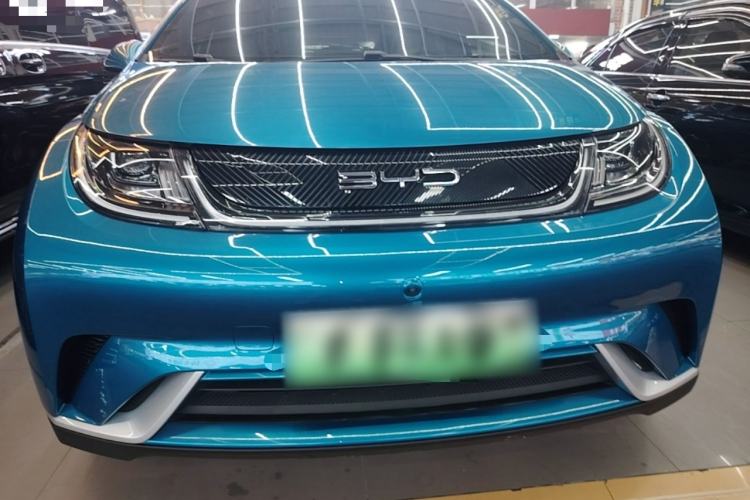 Used BYD Dolphin 2021 405 km Fashion Edition Front